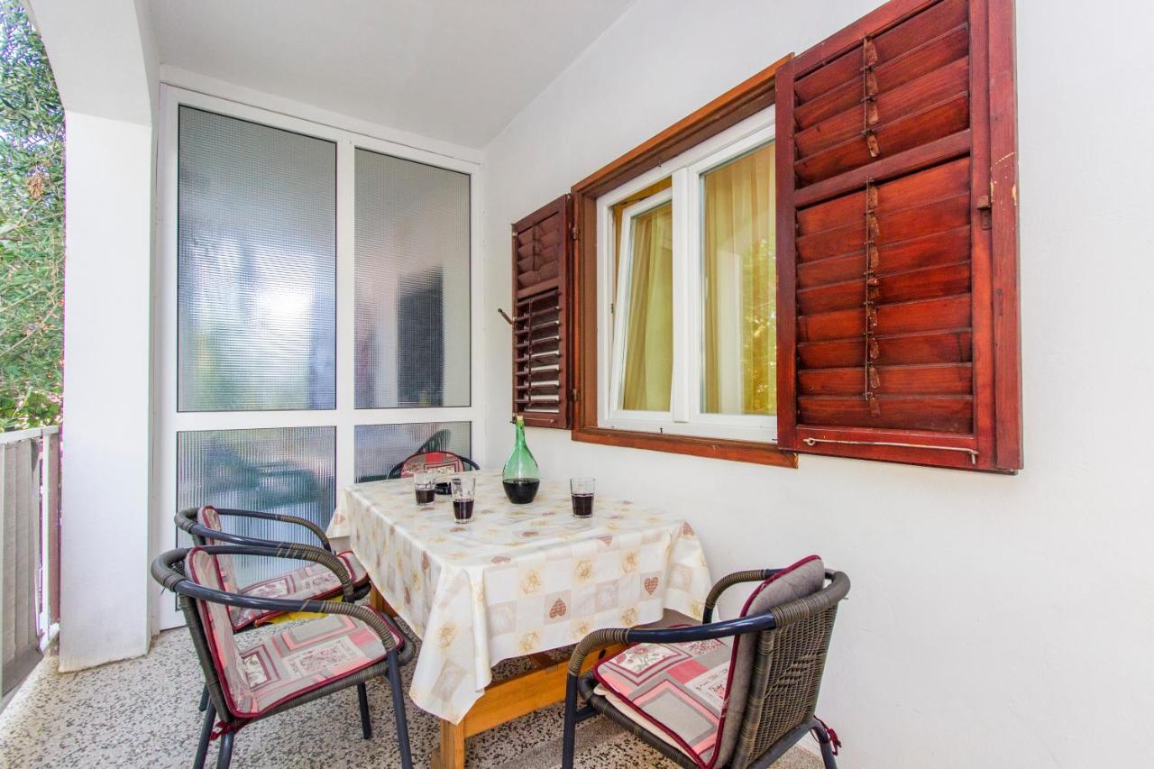Apartments Ivan Vodice Exterior photo