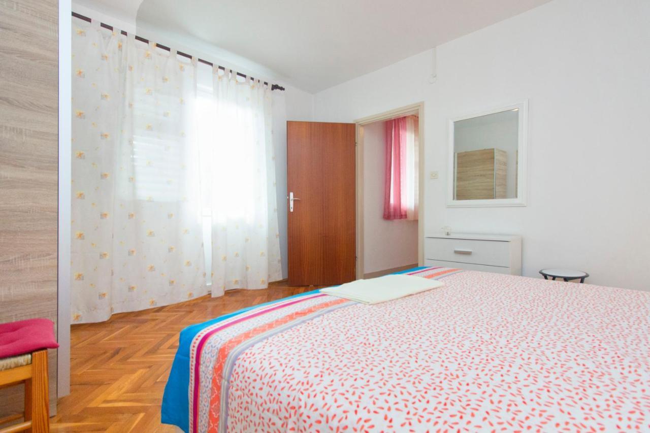 Apartments Ivan Vodice Exterior photo